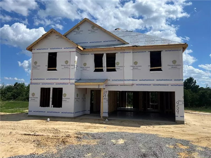 959 Sapphire Stone Lane, Hope Mills, NC 28348