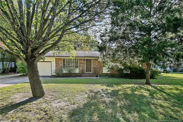 1001 Arberdale, Fayetteville, NC 28304