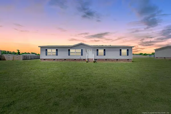 28 Bermuda Drive, Saint Pauls, NC 28384