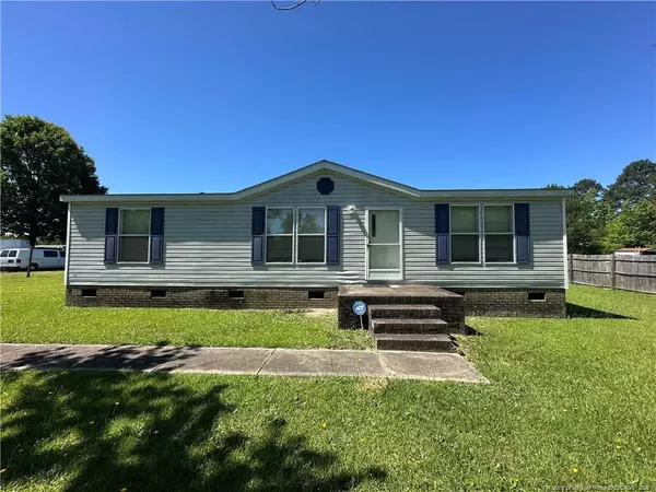 1334 E Green Springs Road, Parkton, NC 28371