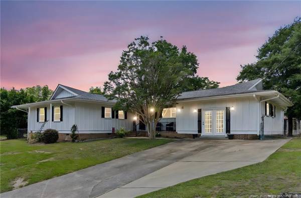 1926 Martindale Drive, Fayetteville, NC 28304