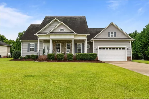 5324 Anna Belle Lane, Wade, NC 28395