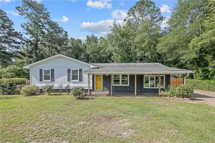 177 Gladiola Drive, Spring Lake, NC 28390