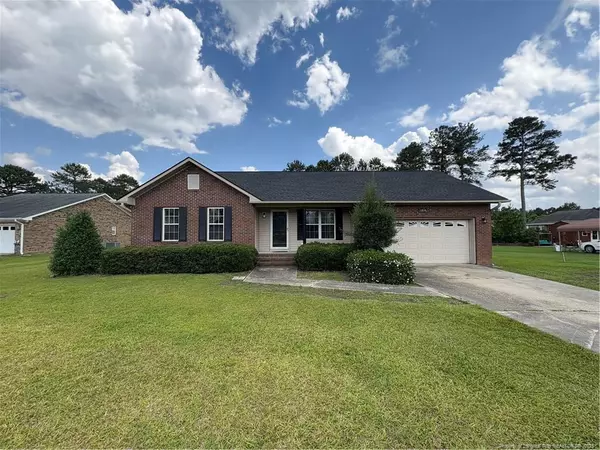 384 Oakwood Heights Drive, Lumberton, NC 28358