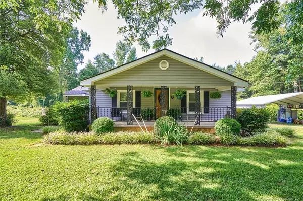 20920 Old Lumberton Road, Maxton, NC 28364