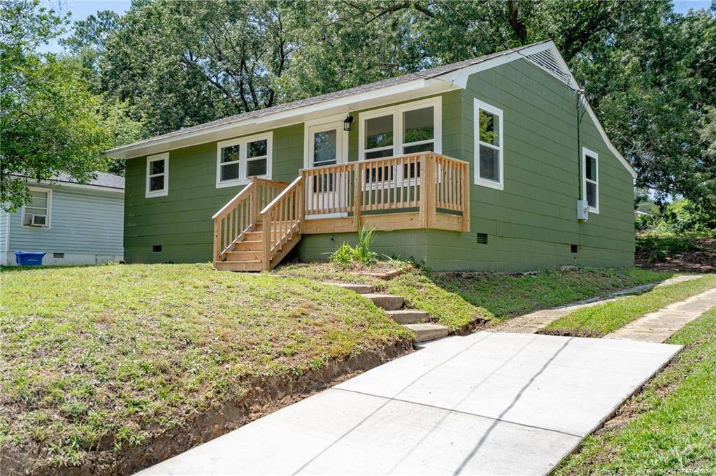 936 Fleetwood Drive, Fayetteville, NC 28305