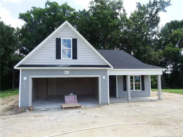 2017 Black Bear Court, Hope Mills, NC 28348