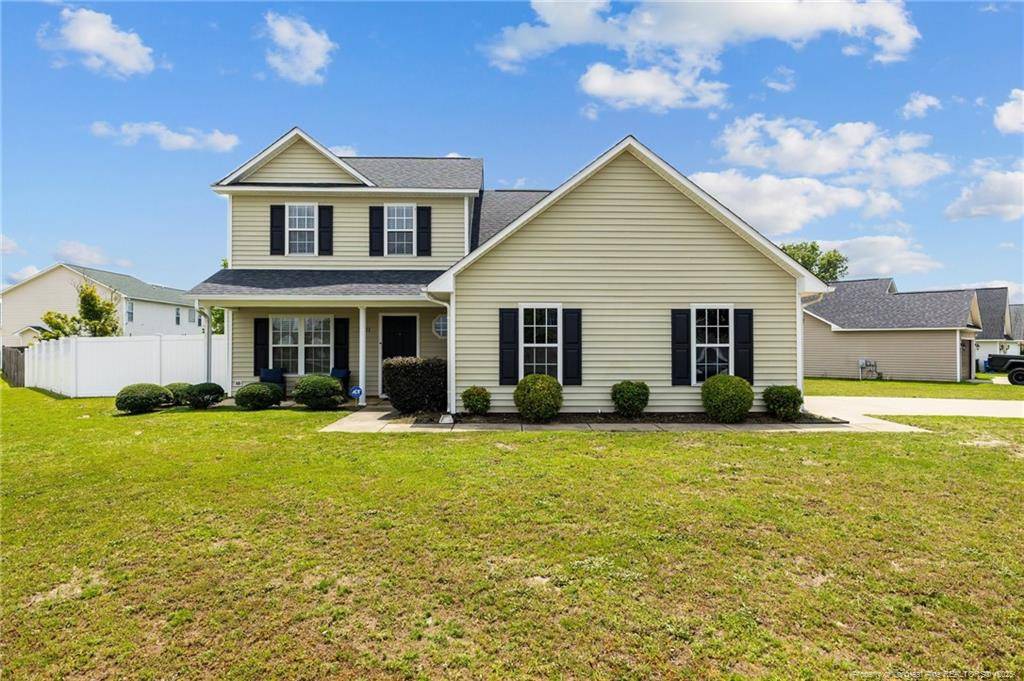 1921 Yellowbrick Road, Fayetteville, NC 28314