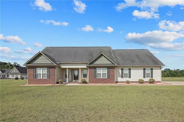 4821 Veasey Mill Drive, Wade, NC 28395