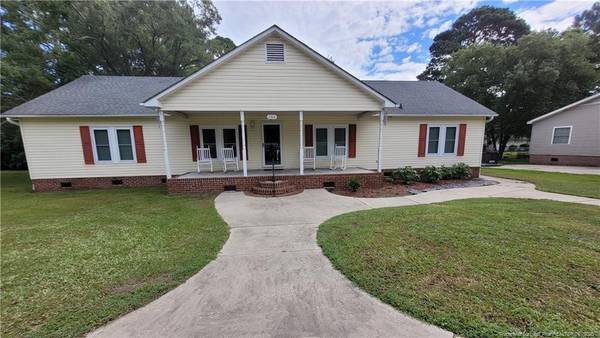 2508 N Roberts Avenue, Lumberton, NC 28358