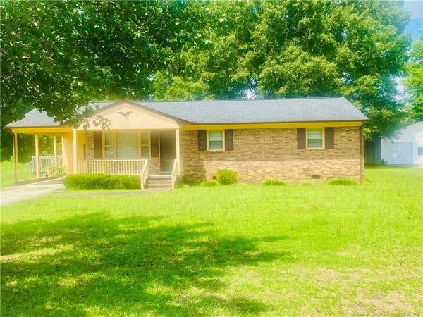 150 Church Circle Lane, Bunnlevel, NC 28323
