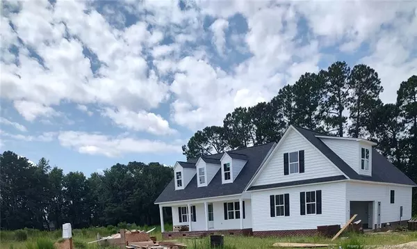 3007 Dinwiddle Drive, Wade, NC 28395