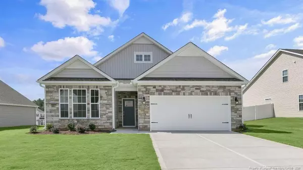 742 Lazy Elm Lane, Aberdeen, NC 28315