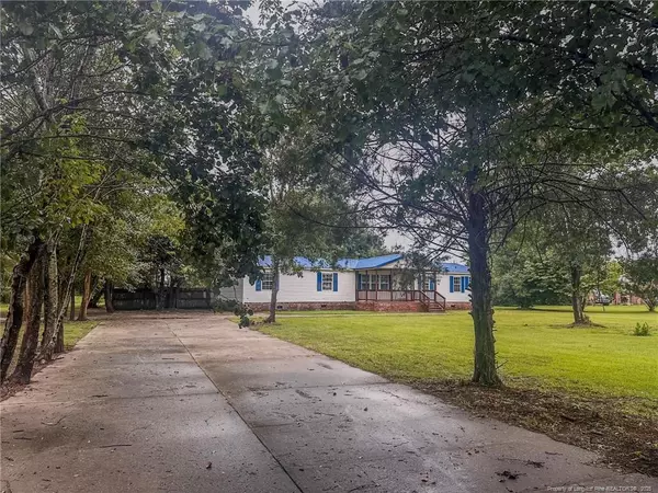 270 Brisson Sand Road, St. Pauls, NC 28384