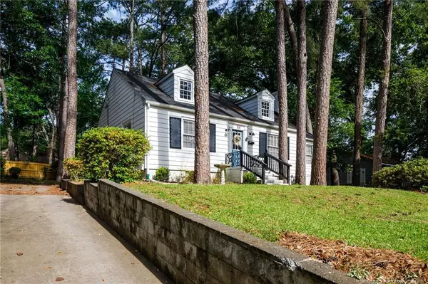 108 Crescent Avenue, Fayetteville, NC 28305