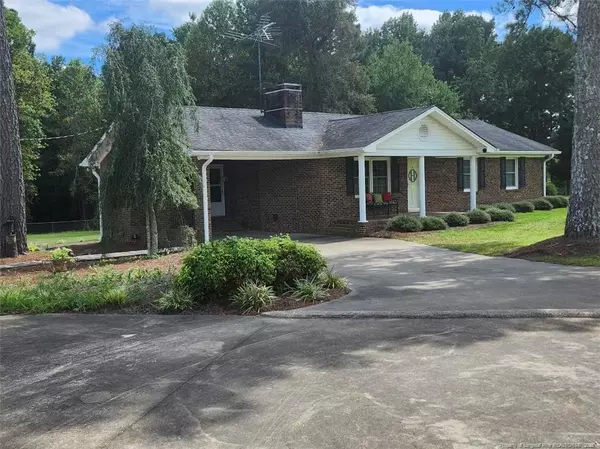 3826 Benson Hardee Road, Benson, NC 27504