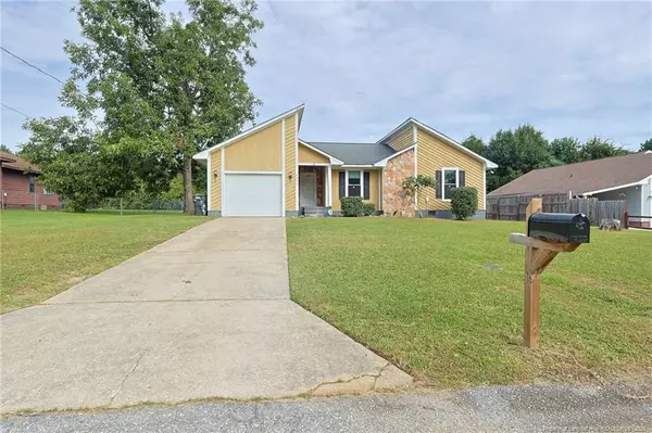 6346 Hawfield Drive, Fayetteville, NC 28303