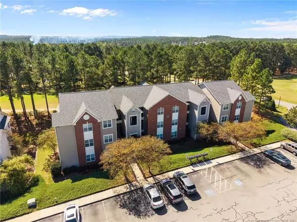 62 Gallery Drive #302, Spring Lake, NC 28390