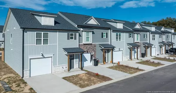 888 Kingscote Drive, Fayetteville, NC 28314