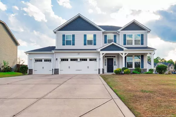 3021 S Kilchattan Drive, Fayetteville, NC 28306