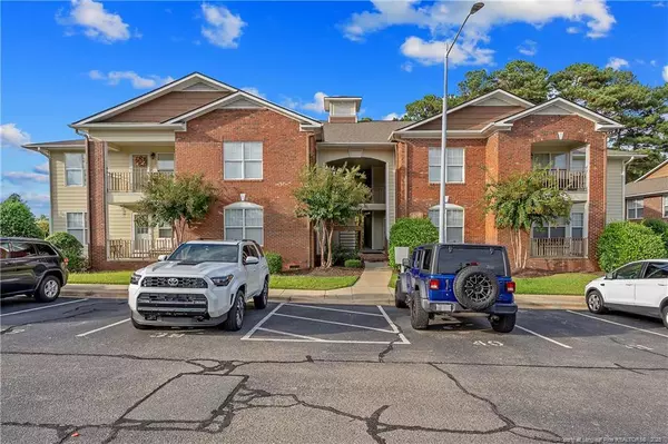 401 Meadowland Court #6, Hope Mills, NC 28348