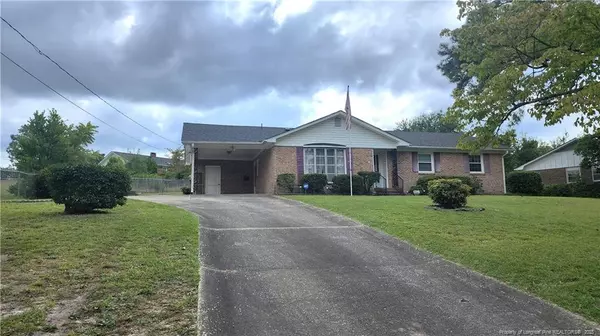 703 Roundtree Drive, Fayetteville, NC 28303