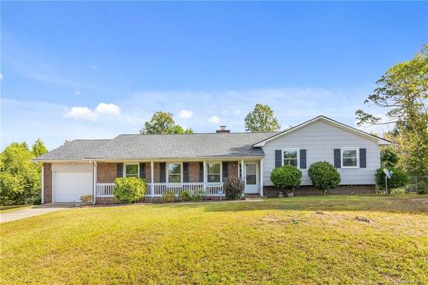 514 Roundtree Drive, Fayetteville, NC 28303