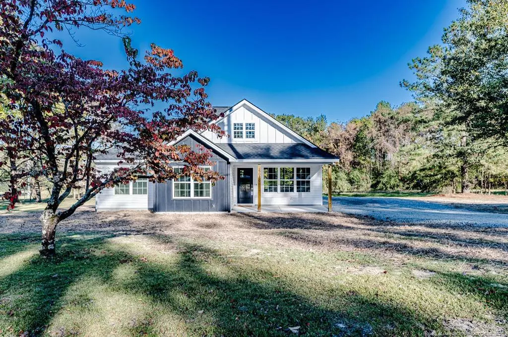 Lillington, NC 27546,5076 OLD US 421