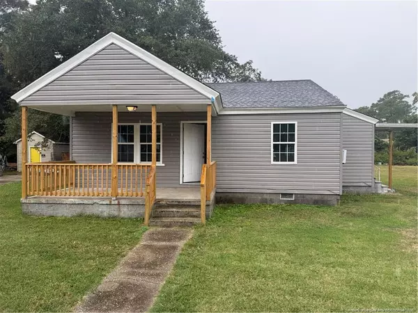 128 Johnson Street, Red Springs, NC 28377