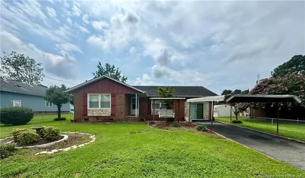 611 Reggie Court, Spring Lake, NC 28390