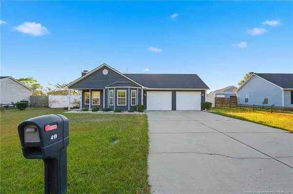 419 Northwoods Drive, Raeford, NC 28376