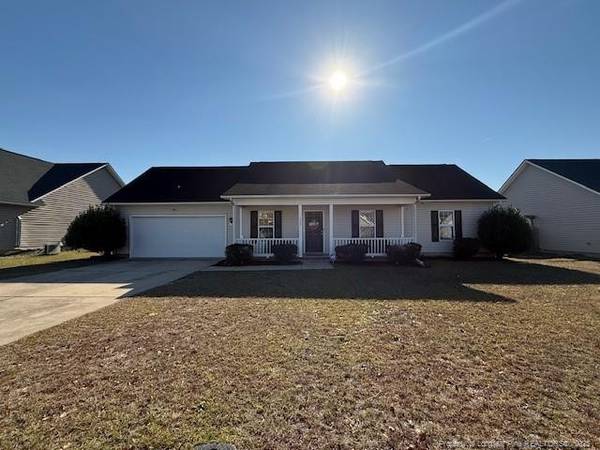 433 Lewis Clark Drive, Hope Mills, NC 28348