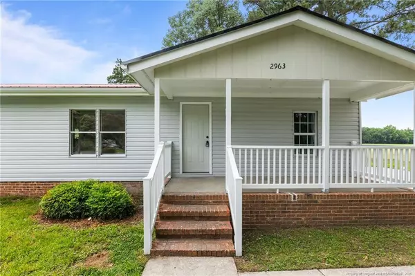 2963 Dobbin Holmes Road, Eastover, NC 28312