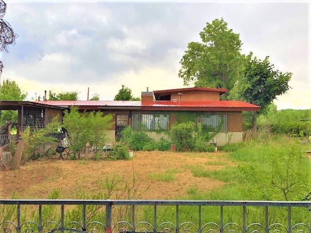 298 SR 74, Chamita, NM 87566