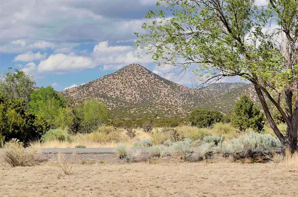 Santa Fe, NM 87508-8351,53 Verano LOOP