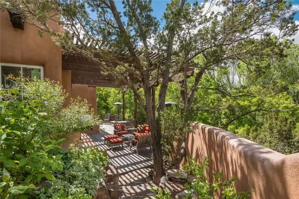 1401 & 1407 Upper Canyon Rd, Santa Fe, NM 87501