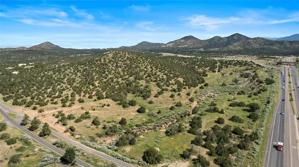 62 Alteza, Santa Fe, NM 87508