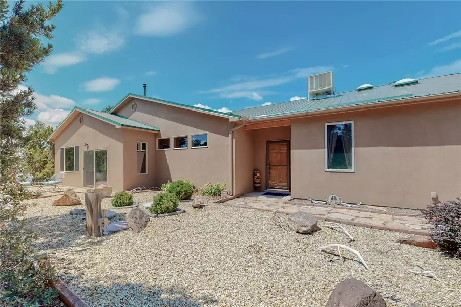 58 Express BLVD, Sandia Park, NM 87047