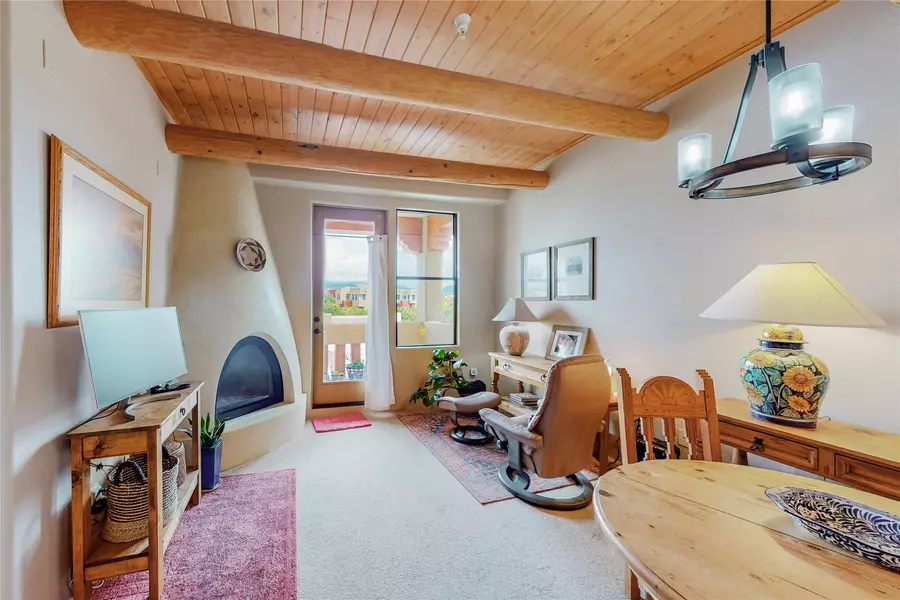 1405 Vegas Verdes #219, Santa Fe, NM 87507