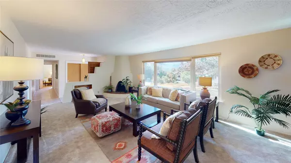 Los Alamos, NM 87544,70 Kachina ST