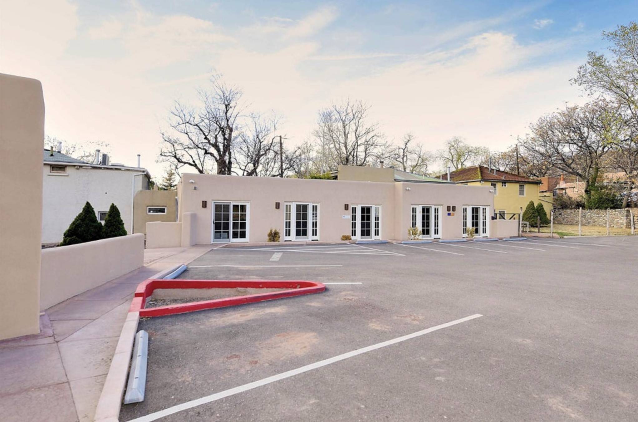Santa Fe, NM 87501,417 E Palace Ave #15