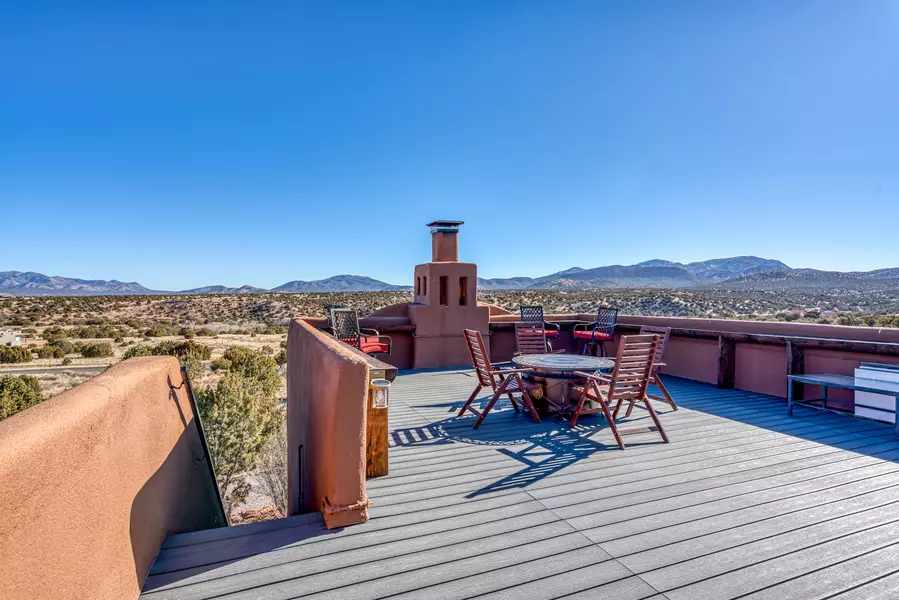 13 Canada Vista, Sandia Park, NM 87047