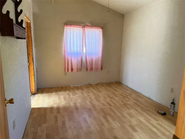 Los Ojos, NM 87551,9 Laguna Vista Dr