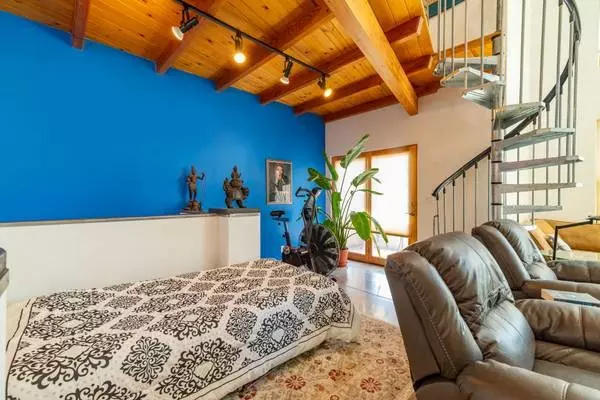 Santa Fe, NM 87507,3600 Cerrillos Rd #503