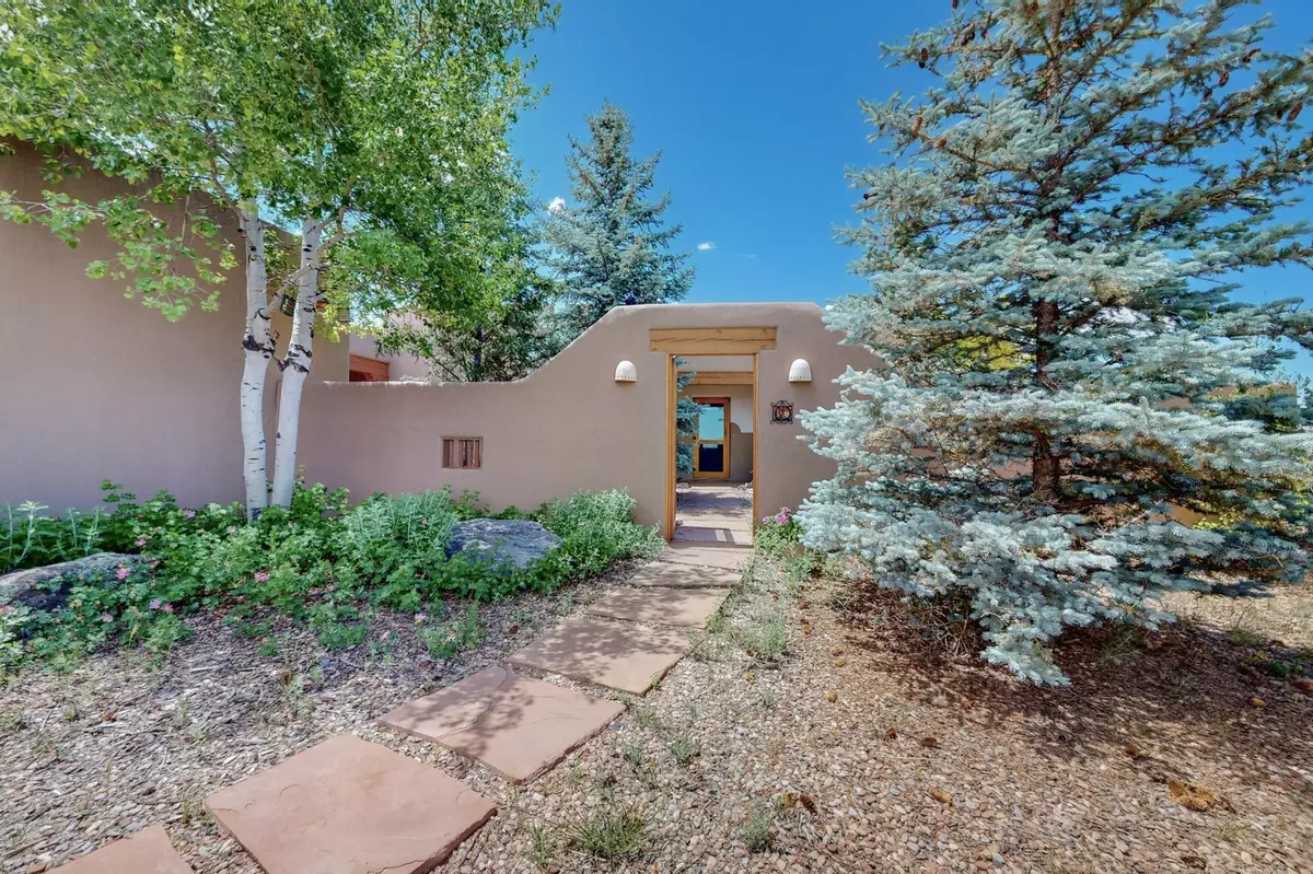 Lamy, NM 87540,60 Cerro Blanco