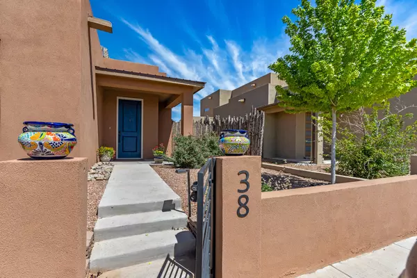 Santa Fe, NM 87508,38 Blue Feather Road