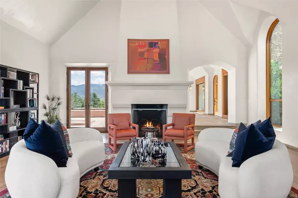 Santa Fe, NM 87506,411 Tano RD