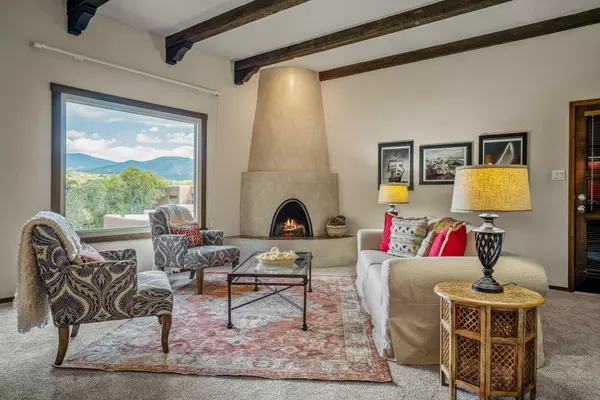368 CALLE COLINA,  Santa Fe,  NM 87501