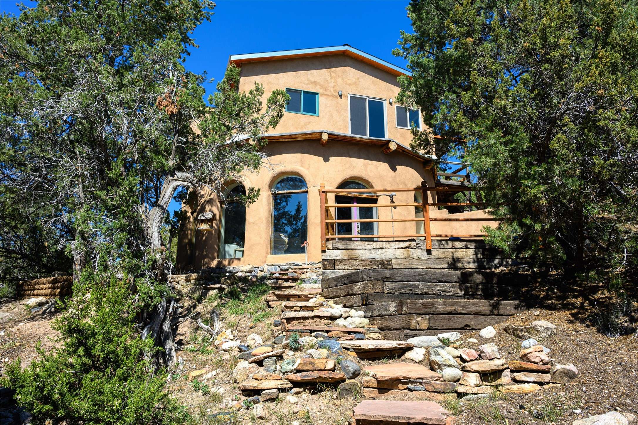 814 County Road 69,  Ojo Sarco,  NM 87521
