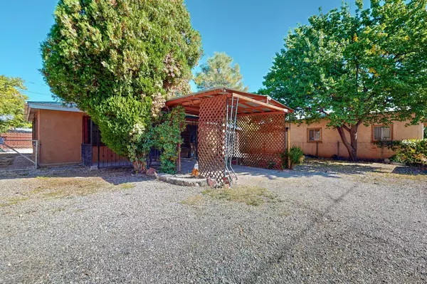 611 W Chamisa, Espanola, NM 87532